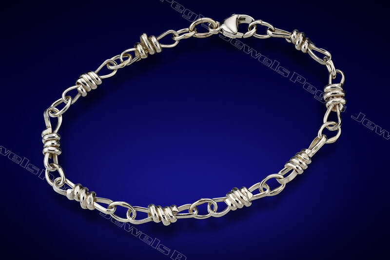 SMALL PEG BRACELET